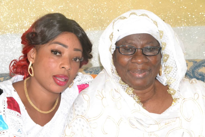 Le magal du Transitaire Lamine Ndaw et son "Awo"Ã Touba. Le magal du Transitaire Lamine Ndaw et son "Awo"Ã Touba.