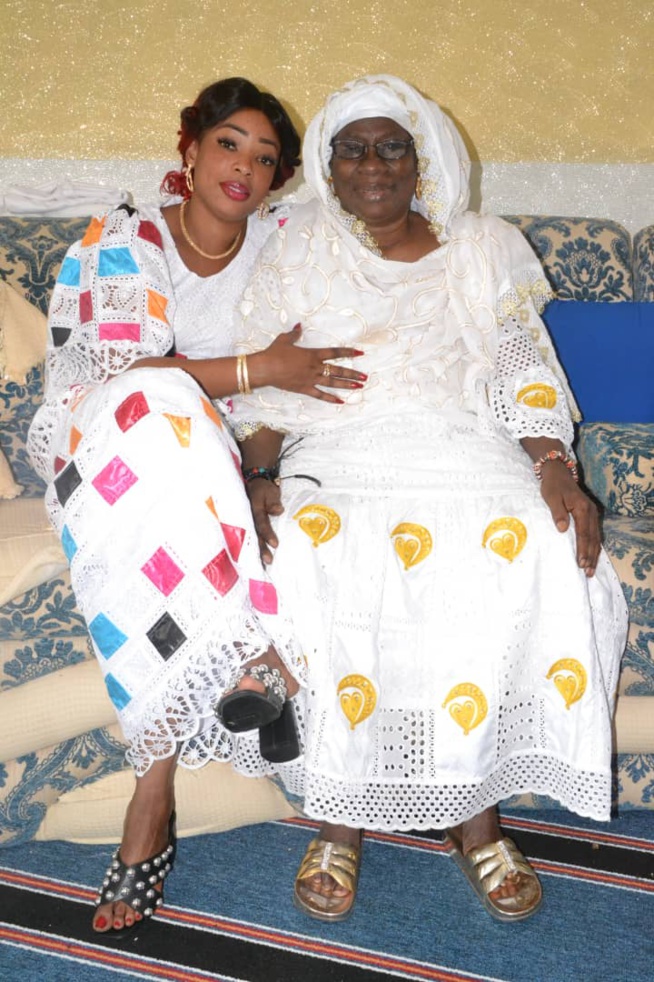 Le magal du Transitaire Lamine Ndaw et son "Awo"Ã Touba. Le magal du Transitaire Lamine Ndaw et son "Awo"Ã Touba.