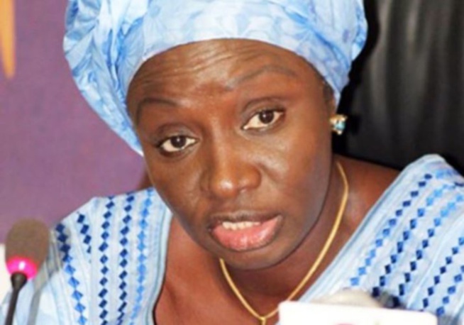 Situation économique du pays: La réplique salée de Mimi Touré à Hadjibou Soumaré Situation économique du pays: La réplique salée de Mimi Touré à Hadjibou Soumaré