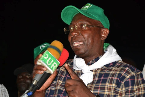 Pr. Issa Sall dément Sory Kaba et menace Pr. Issa Sall dément Sory Kaba et menace