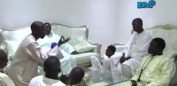 Cheikh Béthio entre en transe devant Cheikh Amar