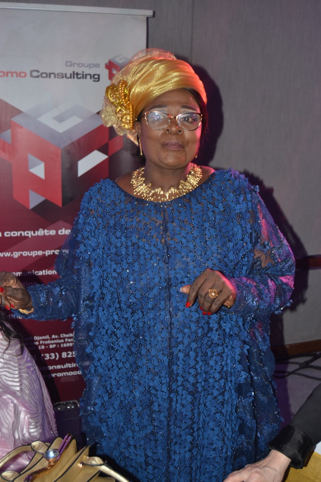 Madame Ndoura, vice présidente du MEDS, patronne de l'agence de voyage Ndoura aux African Leadership Awards à Paris Madame Ndoura, vice présidente du MEDS, patronne de l'agence de voyage Ndoura aux African Leadership Awards à Paris