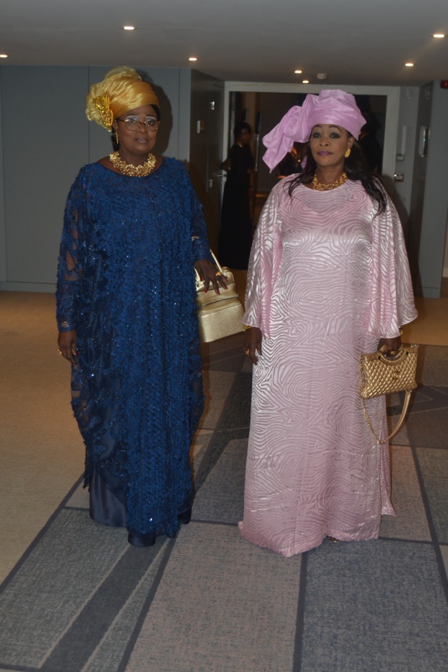 Madame Ndoura, vice présidente du MEDS, patronne de l'agence de voyage Ndoura aux African Leadership Awards à Paris Madame Ndoura, vice présidente du MEDS, patronne de l'agence de voyage Ndoura aux African Leadership Awards à Paris