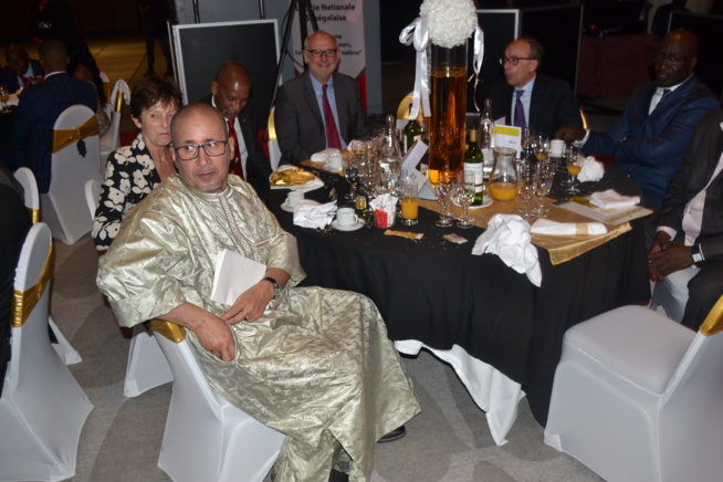 Le Meds et le Groupe Promo Consulting font illuminer le nouveau ciel Africain de la communauté de l'excellence et accrochons ensemble les nvelles étoiles des réussites de l'Elite Africaine célébrées ce 10 Novembre à Paris et qui font notre grande fie Le Meds et le Groupe Promo Consulting font illuminer le nouveau ciel Africain de la communauté de l'excellence et accrochons ensemble les nvelles étoiles des réussites de l'Elite Africaine célébrées ce 10 Novembre à Paris et qui font notre grande fie