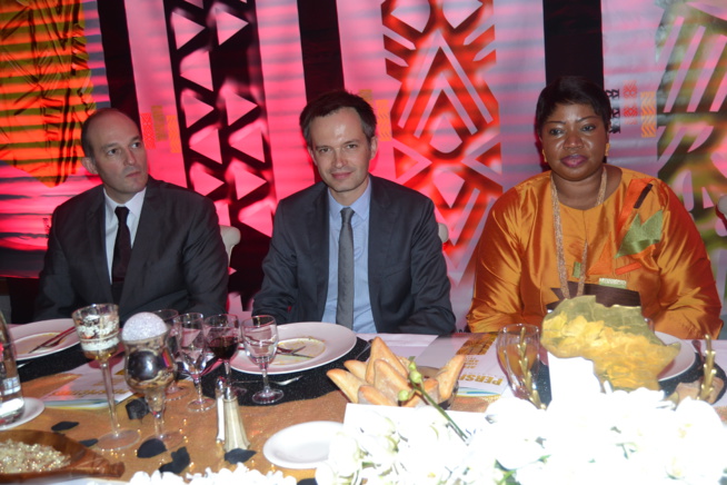 Le Président Mbagnick Diop consacre le leadership de l'Elite Africaine dans sa nouvelle plateforme de l'excellence, pour positionner le continent Africain définitivement dans la vague de l'émergence et la nouvelle économie. Le Président Mbagnick Diop consacre le leadership de l'Elite Africaine dans sa nouvelle plateforme de l'excellence, pour positionner le continent Africain définitivement dans la vague de l'émergence et la nouvelle économie.