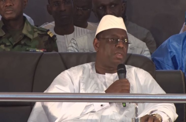 A Tivaouane, Macky Sall réaffirme sa volonté de soutenir les confréries musulmanes A Tivaouane, Macky Sall réaffirme sa volonté de soutenir les confréries musulmanes