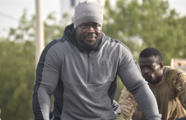 Officiel – Le lutteur Eumeu Sène désigné meilleur sportif de l’anné