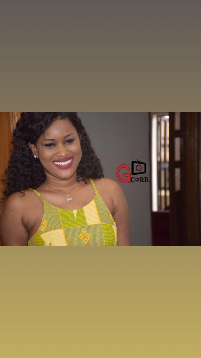 Khady Ka de la SEN TV, ELLE déborde de … Khady Ka de la SEN TV, ELLE déborde de …