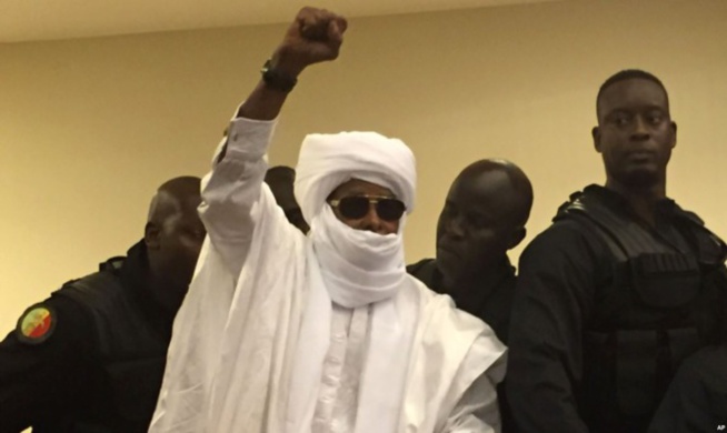 Affaire Hissein Habré : Le juge des référés suspend le livre de Marcel Mendy Affaire Hissein Habré : Le juge des référés suspend le livre de Marcel Mendy