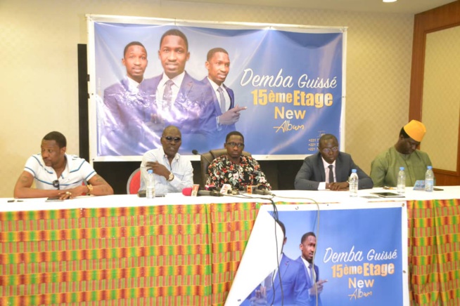 Demba Guisse face à la presse pour présenter son 15eme Etage qui vient de sortir. Demba Guisse face à la presse pour présenter son 15eme Etage qui vient de sortir.