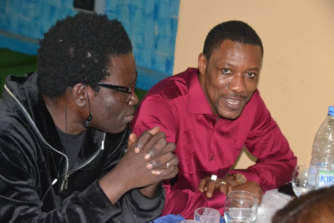 Diner royal avec les célébrités au complexe OMBÉLICO pour les préparatifs de la nuit MODE & MUSIK avec l'artiste ivoirienne Josey.