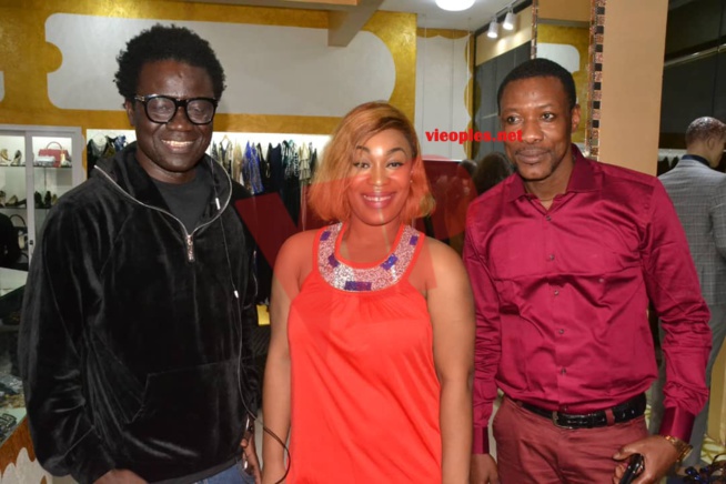 IMAGES: Quand les célébrités se donnent rendez-vous chez Adja OMBELICO  à la rencontre de l'artiste Ivoirienne Josey.
