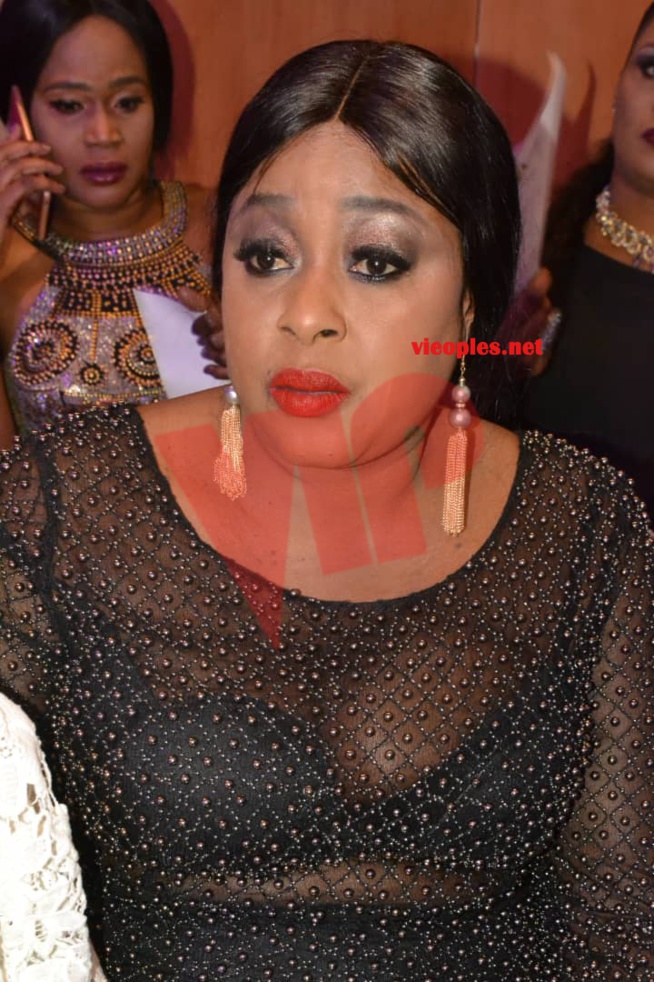 200 IMAGES MODE & MUSIQUE: Adja OMBELICO vient de réussir encore un exploit au Radisson pour la 4eme Éditions. 200 IMAGES MODE & MUSIQUE: Adja OMBELICO vient de réussir encore un exploit au Radisson pour la 4eme Éditions.