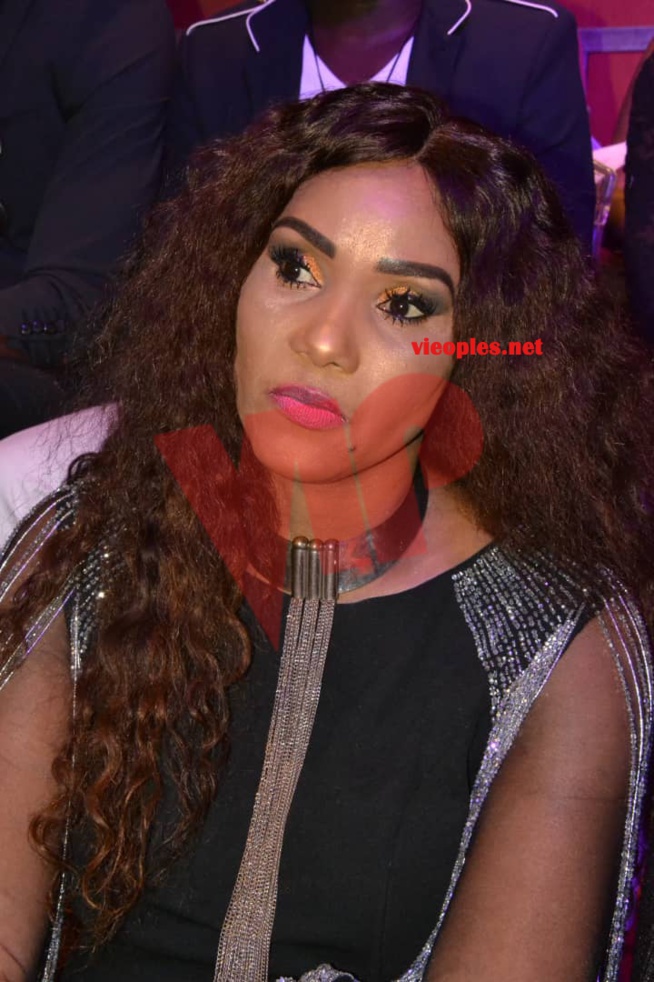 200 IMAGES MODE & MUSIQUE: Adja OMBELICO vient de réussir encore un exploit au Radisson pour la 4eme Éditions. 200 IMAGES MODE & MUSIQUE: Adja OMBELICO vient de réussir encore un exploit au Radisson pour la 4eme Éditions.