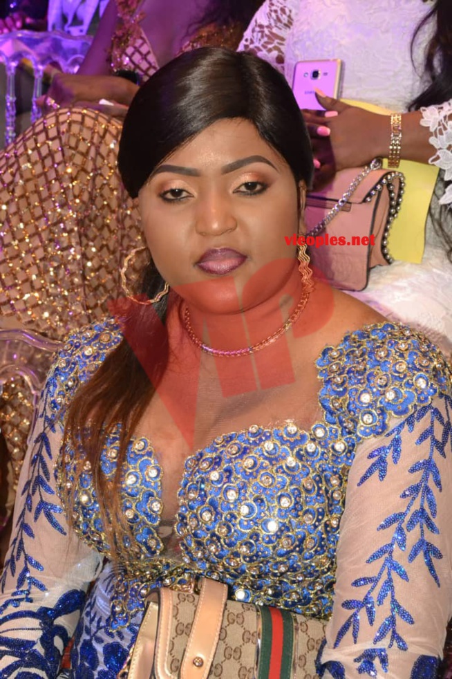 200 IMAGES MODE & MUSIQUE: Adja OMBELICO vient de réussir encore un exploit au Radisson pour la 4eme Éditions. 200 IMAGES MODE & MUSIQUE: Adja OMBELICO vient de réussir encore un exploit au Radisson pour la 4eme Éditions.