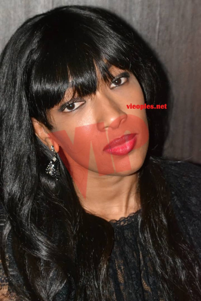 200 IMAGES MODE & MUSIQUE: Adja OMBELICO vient de réussir encore un exploit au Radisson pour la 4eme Éditions. 200 IMAGES MODE & MUSIQUE: Adja OMBELICO vient de réussir encore un exploit au Radisson pour la 4eme Éditions.