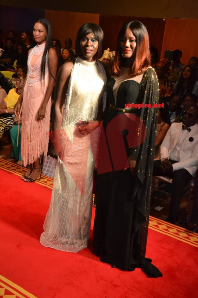 MODE & MUSIQUE: Admirez le défilé de la collection de MATA STYLE au Radisson. MODE & MUSIQUE: Admirez le défilé de la collection de MATA STYLE au Radisson.