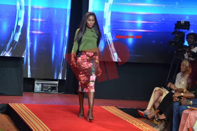 MODE & MUSIQUE: Admirez le défilé de la collection de MATA STYLE au Radisson. MODE & MUSIQUE: Admirez le défilé de la collection de MATA STYLE au Radisson.