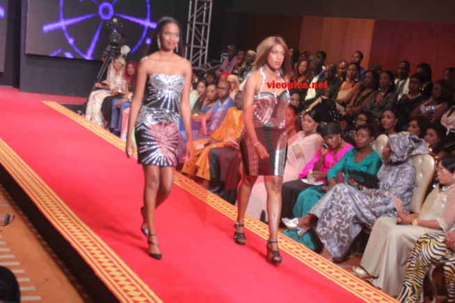 Admirez la nouvelle collection de Adja Ombelico pour les fins d'années et vos mariages. Admirez la nouvelle collection de Adja Ombelico pour les fins d'années et vos mariages.