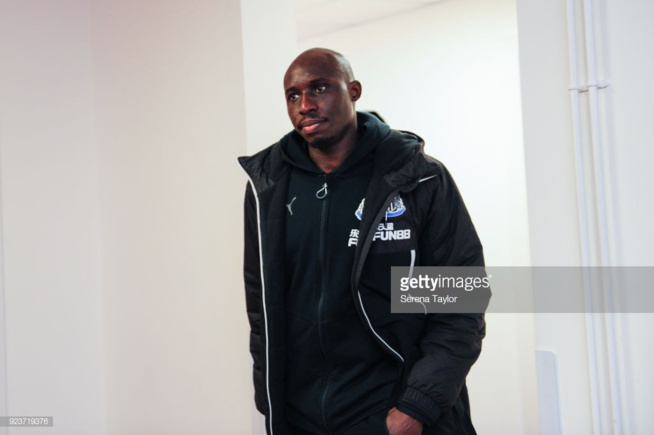 Achat d’un terrain en bordure de mer et la construction d’un immeuble. Un international Sénégalais arnaqué de 160 millions Fcfa par… Achat d’un terrain en bordure de mer et la construction d’un immeuble. Un international Sénégalais arnaqué de 160 millions Fcfa par…