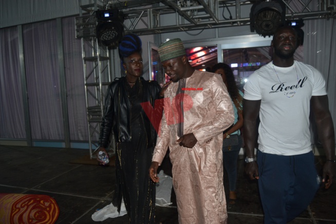 SARGAL MOR THIAM: Akon dans les derniers réglages au King Fhad Place pour la soirée de gala ce samedi 15 Décembre. SARGAL MOR THIAM: Akon dans les derniers réglages au King Fhad Place pour la soirée de gala ce samedi 15 Décembre.