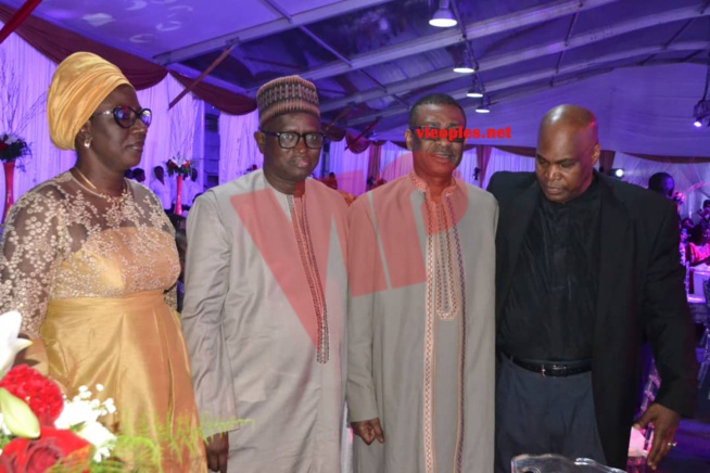 SARGAL MOR THIAM: Akon rend un vibrant hommage à son père au chapiteau du King Fahd; En images SARGAL MOR THIAM: Akon rend un vibrant hommage à son père au chapiteau du King Fahd; En images