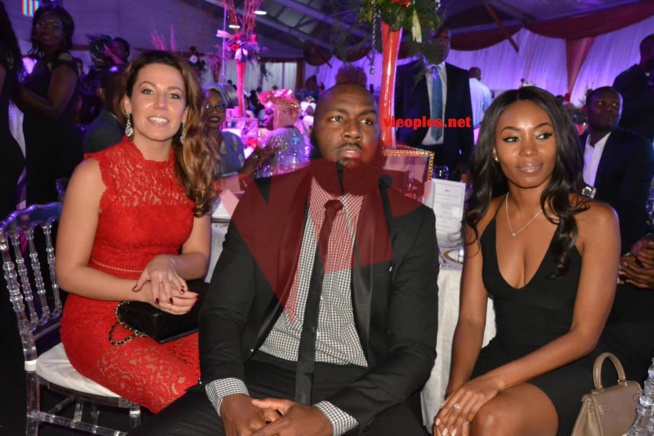 SARGAL MOR THIAM: Akon rend un vibrant hommage à son père au chapiteau du King Fahd; En images