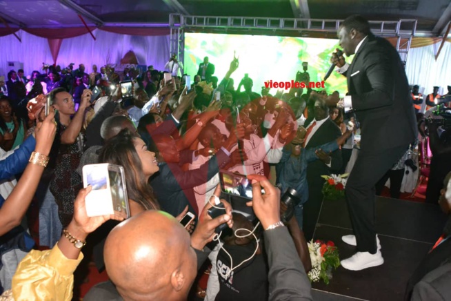 SARGAL MOR THIAM: Chaude ambiance de Akon pour rendre hommage à son père.