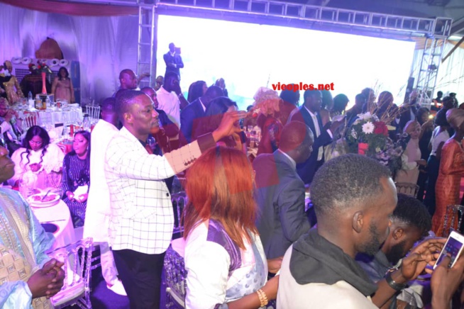 SARGAL MOR THIAM: Chaude ambiance de Akon pour rendre hommage à son père.