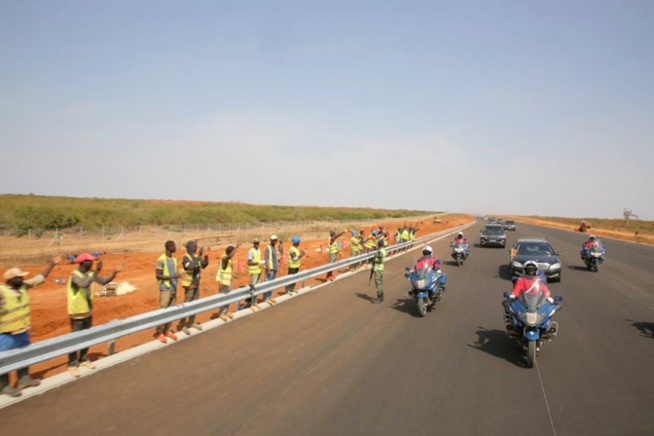 Thiès- Autoroute Ila Touba: Les travailleurs sénégalais réclament leurs indemnités de fin de projet Thiès- Autoroute Ila Touba: Les travailleurs sénégalais réclament leurs indemnités de fin de projet