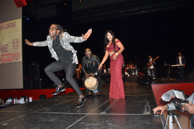 Viviane pimente la nuit de la mode panafricaine by Awa Kermel Fashion à Luxembourg. Viviane pimente la nuit de la mode panafricaine by Awa Kermel Fashion à Luxembourg.