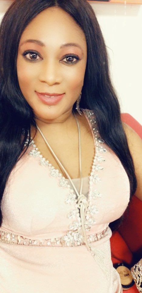 EN IMAGES: Sister Yaki à la soirée de gala de la nuit de la mode panafricaine avec Viviane à Luxembourg.