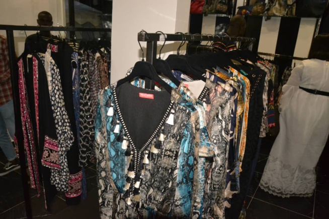 SAMSARA ARRIVE A DAKAR: Kiné Keita vous ouvre la porte du Chic dans votre "SANGNE SÉ". Sacré Coeur 1. SAMSARA ARRIVE A DAKAR: Kiné Keita vous ouvre la porte du Chic dans votre "SANGNE SÉ". Sacré Coeur 1.