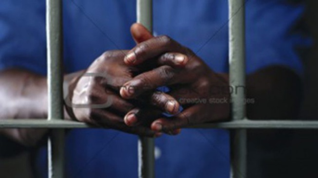 Double assassinat de la Rue Carnot avec soupçons d'homosexualité : Lamine Dabo renvoyé devant la Chambre criminelle Double assassinat de la Rue Carnot avec soupçons d'homosexualité : Lamine Dabo renvoyé devant la Chambre criminelle