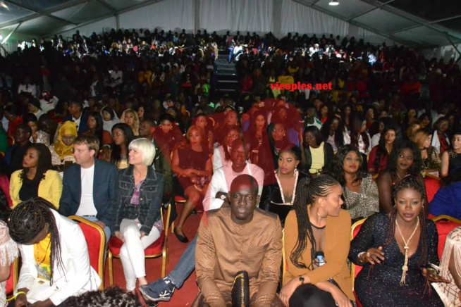 Les  90 images incroyables du "GRAND BAL"au CICES de la méga-star Youssou Ndour qui vient encore de démontrer que seule le respect et l'expérience sont la clé.