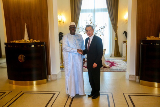 Visite au Sénégal du ministre chinois des Affaires étrangères ( Officiel)