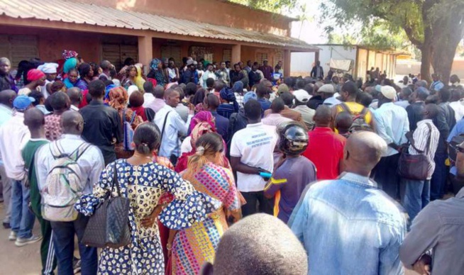 KOLDA : Grève des enseignants contre l'agression d'un directeur d'école KOLDA : Grève des enseignants contre l'agression d'un directeur d'école