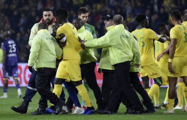 Apres une altercation avec son coach, Kara Mbodji quitte son club Apres une altercation avec son coach, Kara Mbodji quitte son club