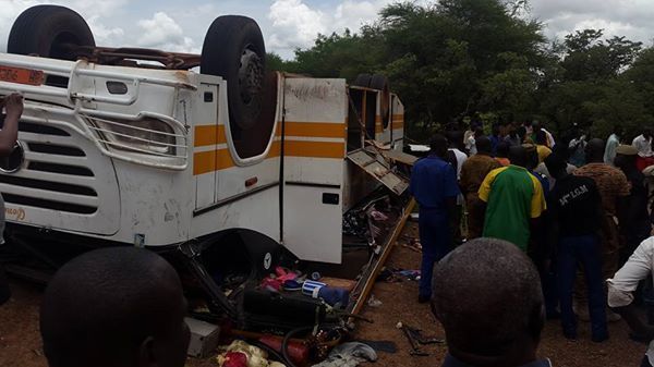 Accidents en série impliquant 2 bus à Tamba: 15 blessés dont 7 graves Accidents en série impliquant 2 bus à Tamba: 15 blessés dont 7 graves