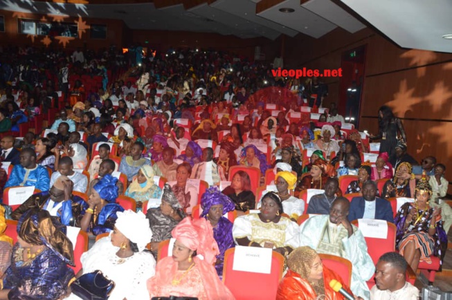 Les 166  IMAGES de la présentation de l'album "TERROU WARR",la Diva Coumba Gawlo remet le grand theatre à sa place: La culture Sénégalais au premiere rang
