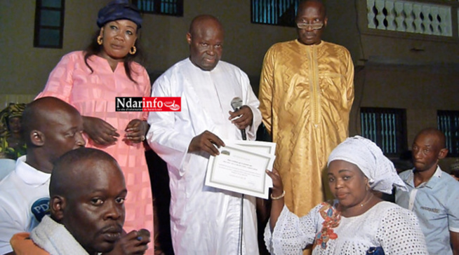 Alliance avec un candidat: la base de Ameth Fall BARAYA livre son choix Alliance avec un candidat: la base de Ameth Fall BARAYA livre son choix