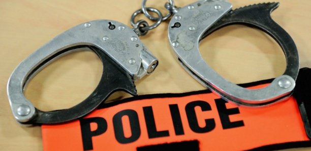 Commissariat du Plateau: 4 notaires arrêtés Commissariat du Plateau: 4 notaires arrêtés