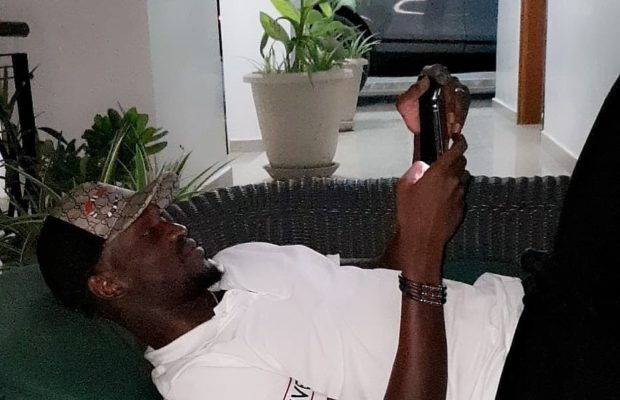 VIDÉO: Ibou Touré menace Adja Diallo, elle publie la discussion à l’origine du divorce « Tu … » VIDÉO: Ibou Touré menace Adja Diallo, elle publie la discussion à l’origine du divorce « Tu … »