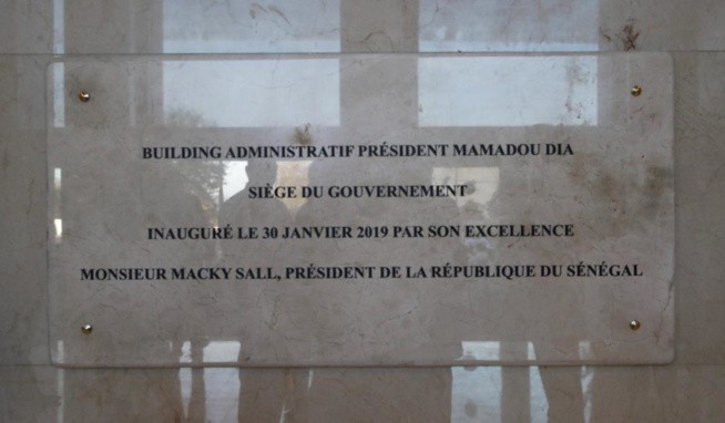 Inauguration du building administratif : Visiter l’intérieur du building , avec le président Macky Sall Inauguration du building administratif : Visiter l’intérieur du building , avec le président Macky Sall