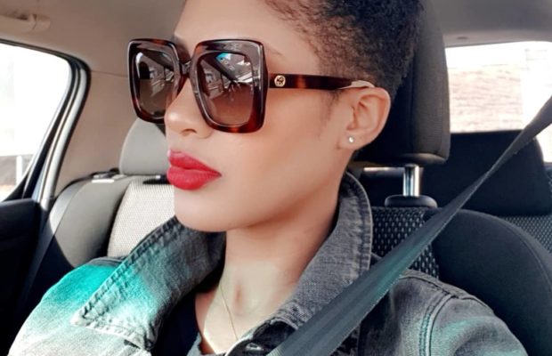 Adja Diallo: Il vaut mieux être seule que mal accompagnée… célibataire rekkk Adja Diallo: Il vaut mieux être seule que mal accompagnée… célibataire rekkk