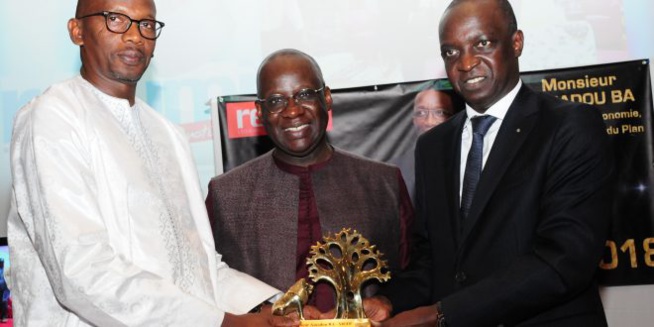 10 ANS DE REWMI FM, QUOTIDIEN ET COM, le Ministre de l'économie, des finances et Plan Amadou Ba à l'honneur. 10 ANS DE REWMI FM, QUOTIDIEN ET COM, le Ministre de l'économie, des finances et Plan Amadou Ba à l'honneur.