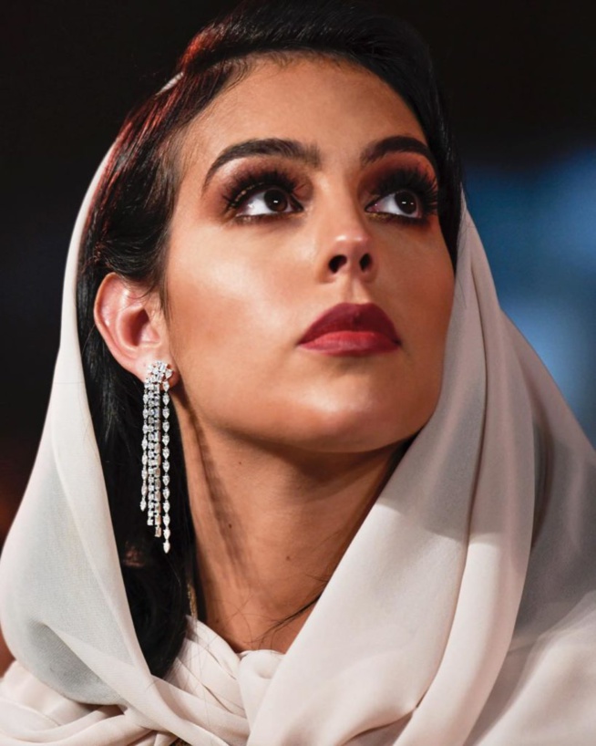 Cristiano Ronaldo et sa fiancée Georgina Rodriguez , en deuil après le décès de… Cristiano Ronaldo et sa fiancée Georgina Rodriguez , en deuil après le décès de…