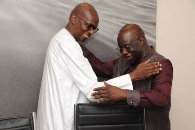 Les 100 images de la 10 ème cérémonie d'anniversaire du groupe de presse REWMI de Mbagnick Diop du MEDS.