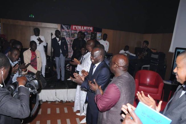 Les 100 images de la 10 ème cérémonie d'anniversaire du groupe de presse REWMI de Mbagnick Diop du MEDS.