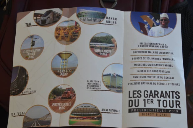 Meeting : Diop Sy et la CJPE ont la réussit la forte mobilisation à la place de la nation pour la réélection de Macky Sall. Meeting : Diop Sy et la CJPE ont la réussit la forte mobilisation à la place de la nation pour la réélection de Macky Sall.